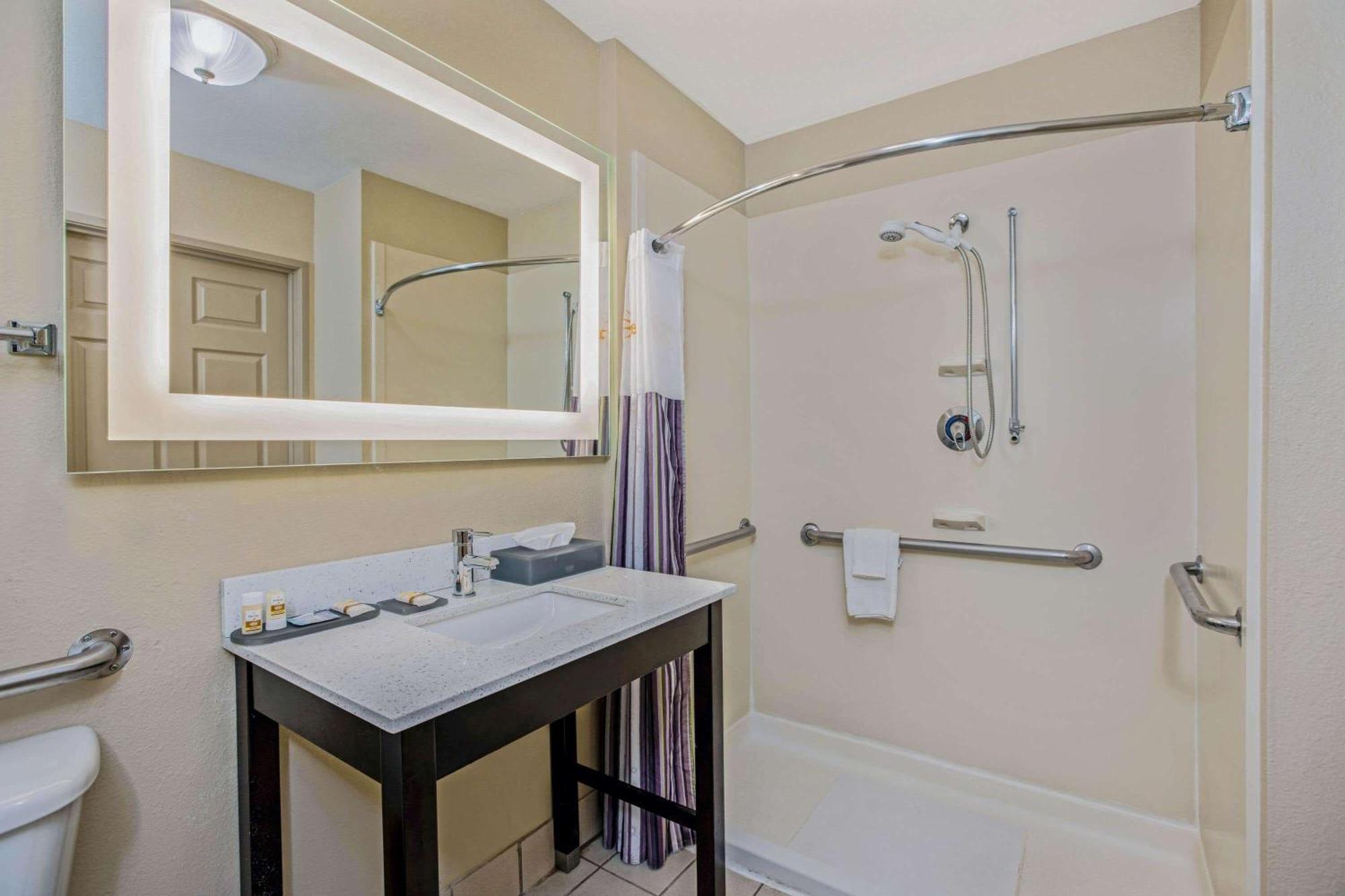 La Quinta By Wyndham Corpus Christi Northwest Hotel Bagian luar foto