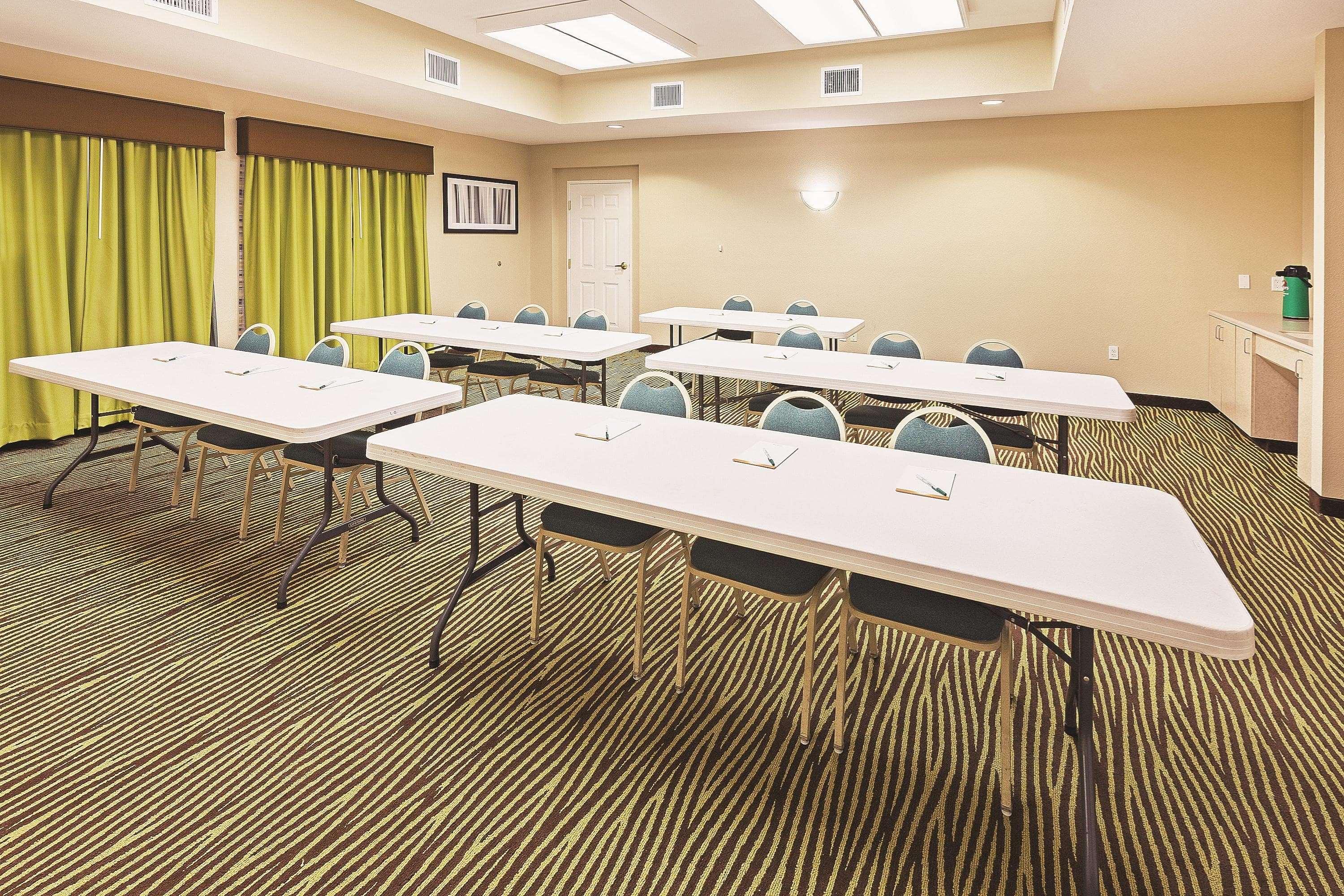La Quinta By Wyndham Corpus Christi Northwest Hotel Bagian luar foto